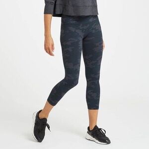 Spanx Camo Leggings NWOT Large